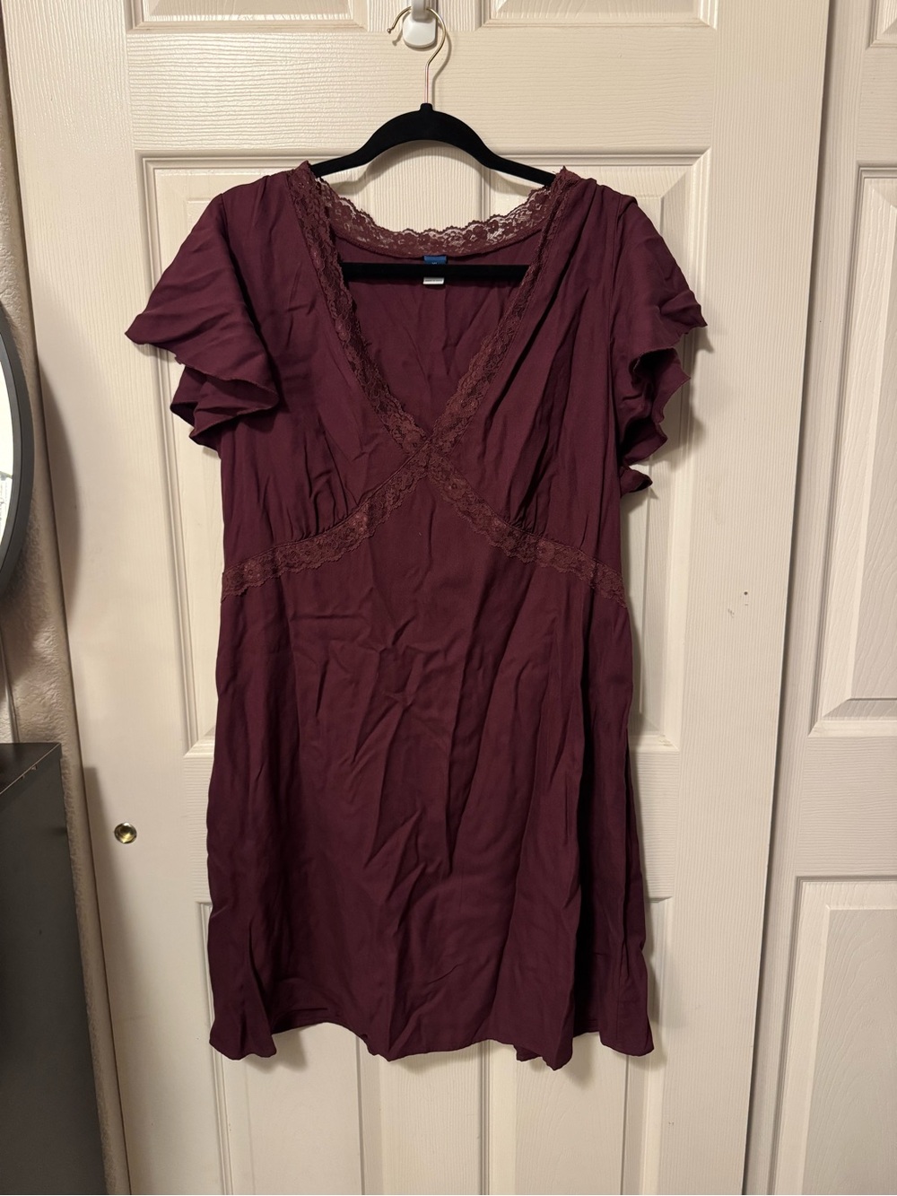 Old Navy Burgundy V-Neck Lace-Trim Midi Dress